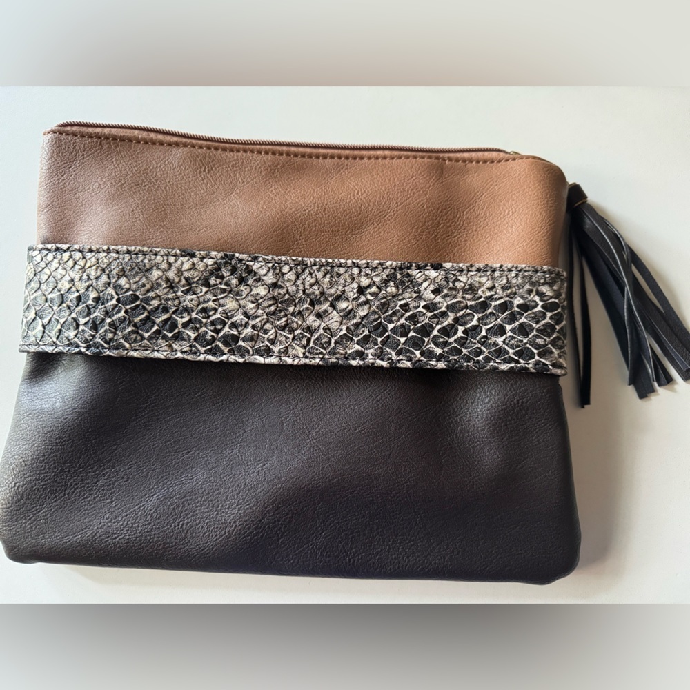 Chic Black and Tan Clutch with Snakeskin Accent - Picture 2 of 9